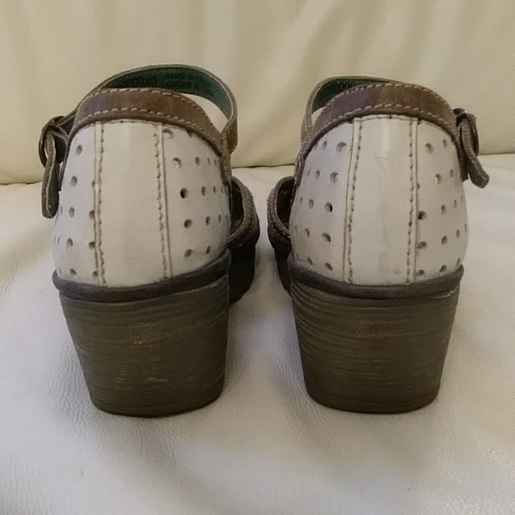 Fly London white/brown wedge Sz40 - Picture 4 of 8